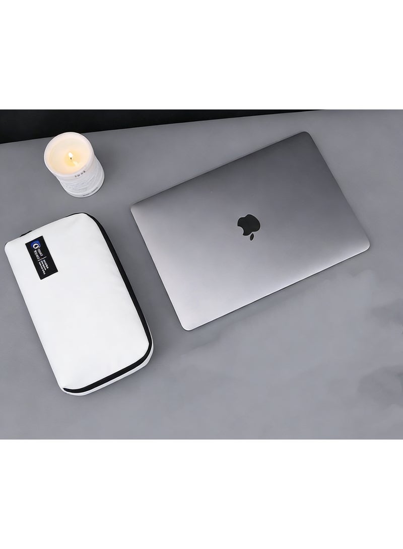 حقيبة تنظيم الكابلات للسفر - أكياس إلكترونية محمولة مقاومة للماء - حقيبة تخزين شاملة بطبقتين للكابل، الشاحن، الهاتف وسماعات الأذن - بيضاء - Image 5